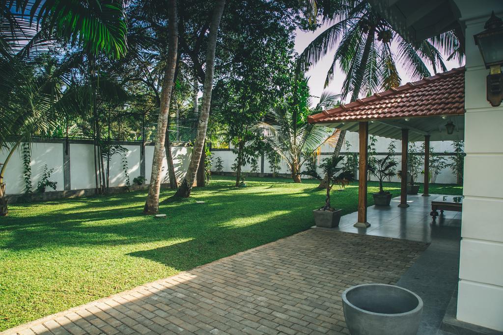 Sisikirana Villa أونا واتونا المظهر الخارجي الصورة