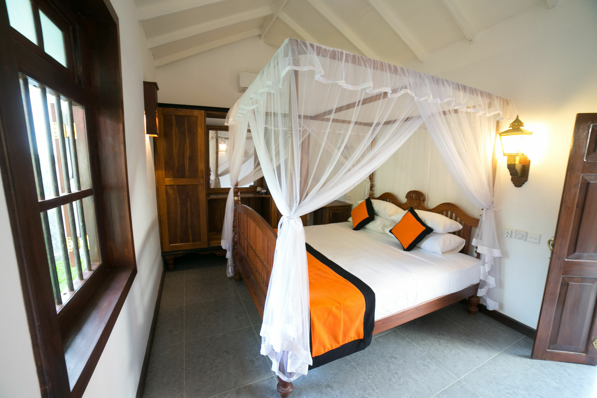 Sisikirana Villa أونا واتونا المظهر الخارجي الصورة
